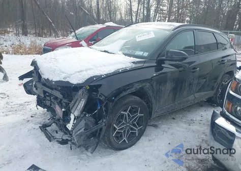 2024 Hyundai Tucson Hybrid N Line z USA, uszkodzony, nr VIN KM8JFCD17RU153144